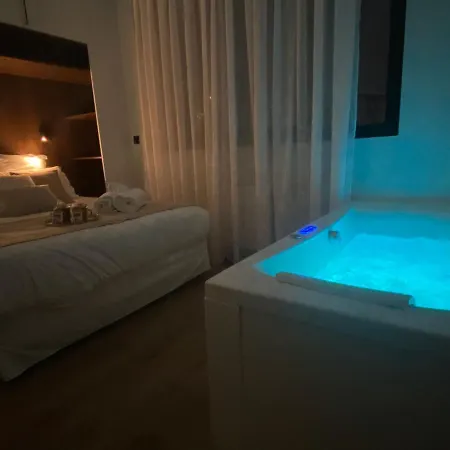 Jacuzzi Bay Avec Literie Grand Luxe Proche Du Avenue Du Parmelan Διαμέρισμα