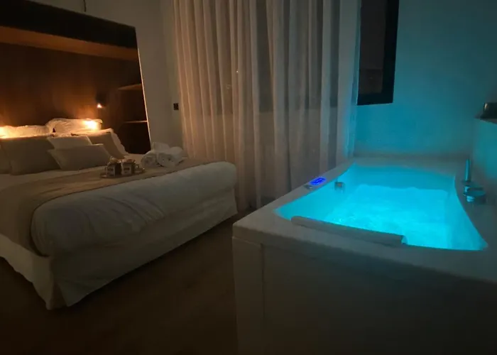 Jacuzzi Bay Avec Literie Grand Luxe Proche Du Avenue Du Parmelan Apartamento